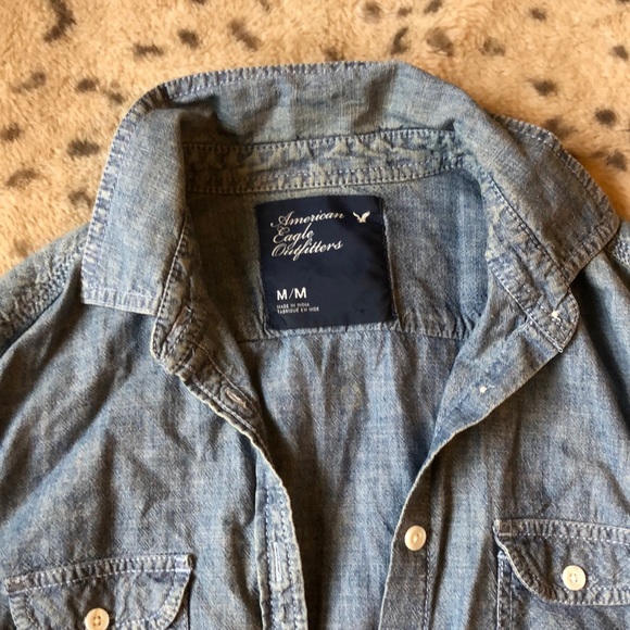 🍁American Eagle Button-up blue jean blouse🍁 - Picture 3 of 5